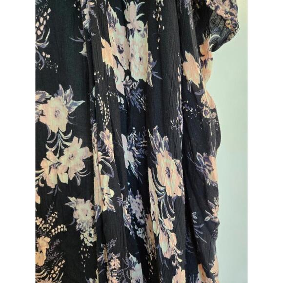 Francesca's Collection Floral Kimono Robe - Picture 3 of 6